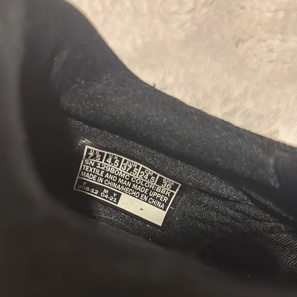 Skechers All-Black Mesh Sneakers Women’s size 7.5 - Picture 5 of 5